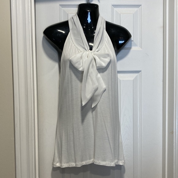 NWOT - Cable & Gauge Sleeveless Ivory White Tie-Neck Unlined Blouse - Sz L - Picture 2 of 9